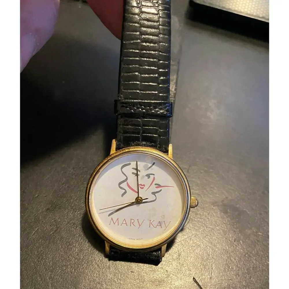 Women's 32mm Mary Kay Dundee Watch, Gold Tone with Black Leather Band
